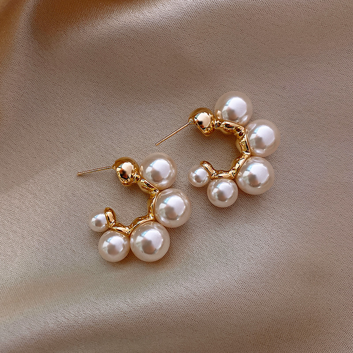 Pearl Flower Stud Earrings