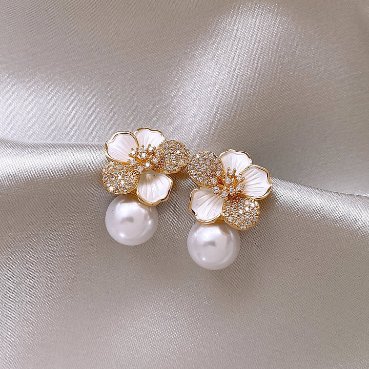 Pearl Flower Stud Earrings