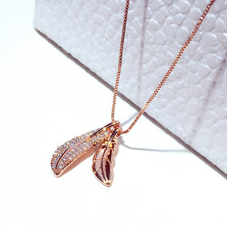 Leaf Pendant Choker Necklace