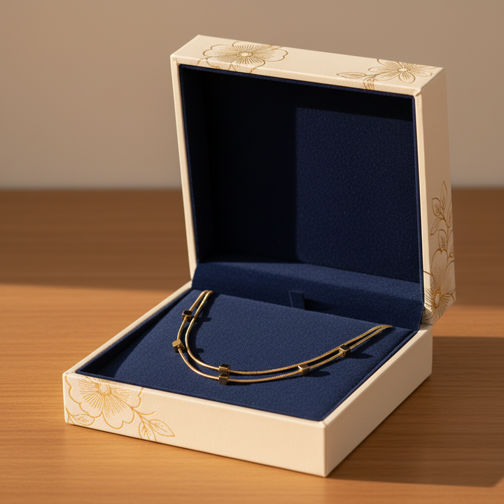 Evelyn Gift Box