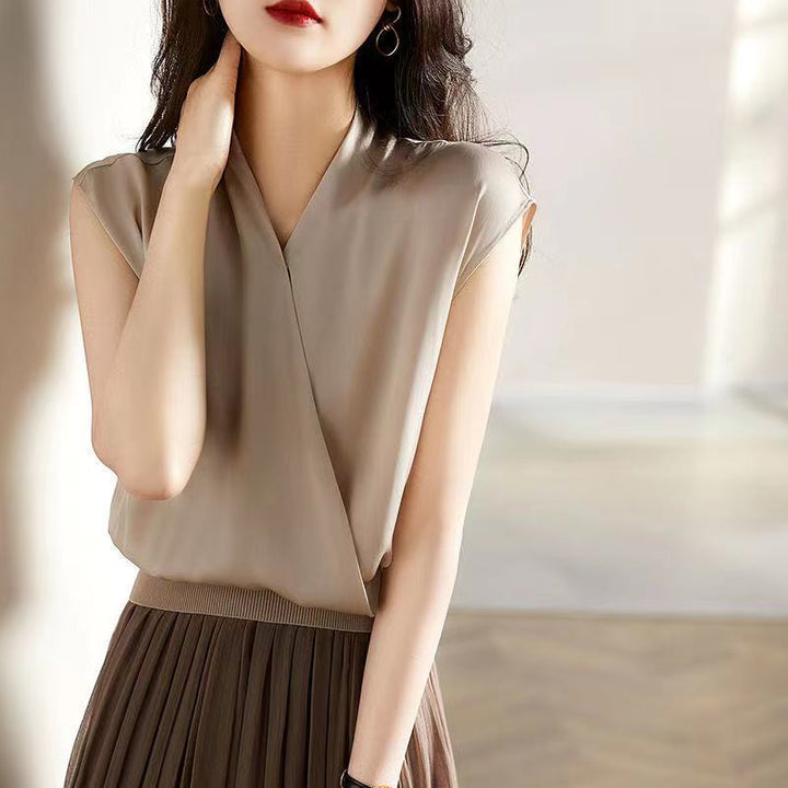 Elegant Summer Women's T-Shirt