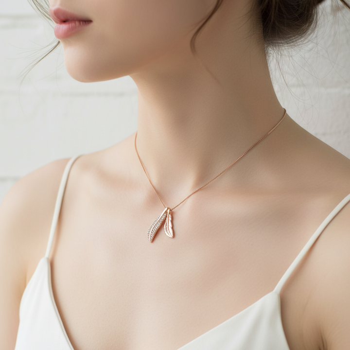 Leaf Pendant Choker Necklace